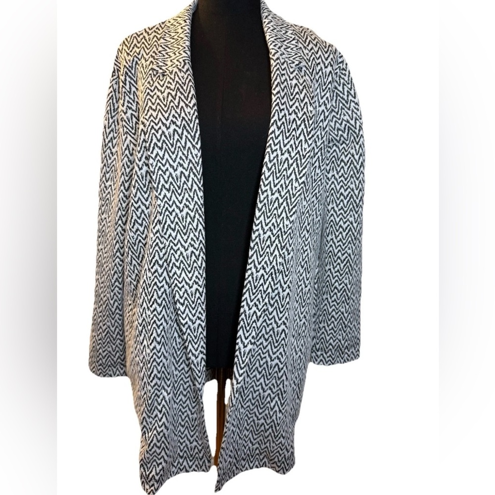 Azel Hazel Women’s Black & White Patterned Long Sleeve Open Duster, NWT, Size XL